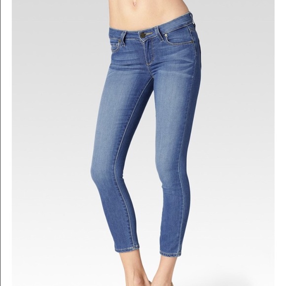 SOLD!!!!!!Paige Verdugo crop skinny. Size 26