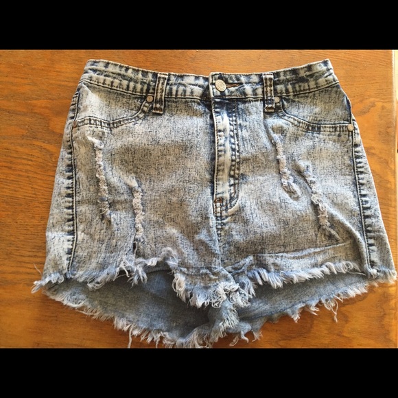 Gogo star high waisted jean shorts - Picture 2 of 2
