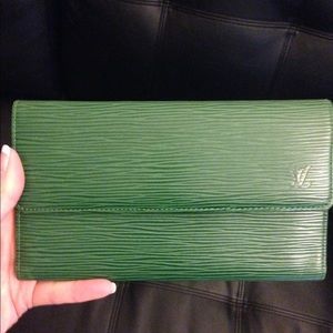 Authentic green Epi trifold wallet