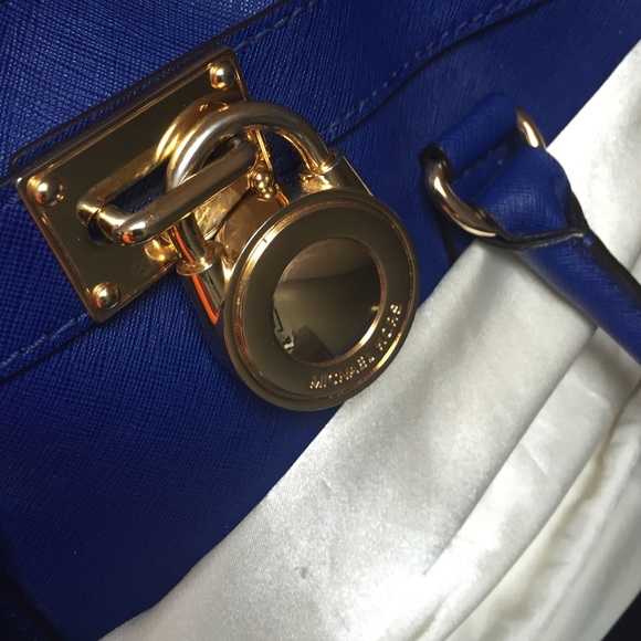 MK Hamilton medium purse - No Trades - Picture 3 of 4