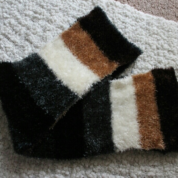 Fuzzy Striped Scarf - Picture 1 of 4