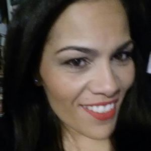 Meet your Posher, Aida