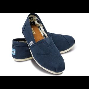 TOMS