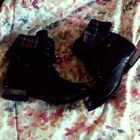 Combat Boots