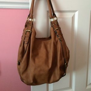 ‼️SOLD‼️Merona tan pleather handbag- like NEW!