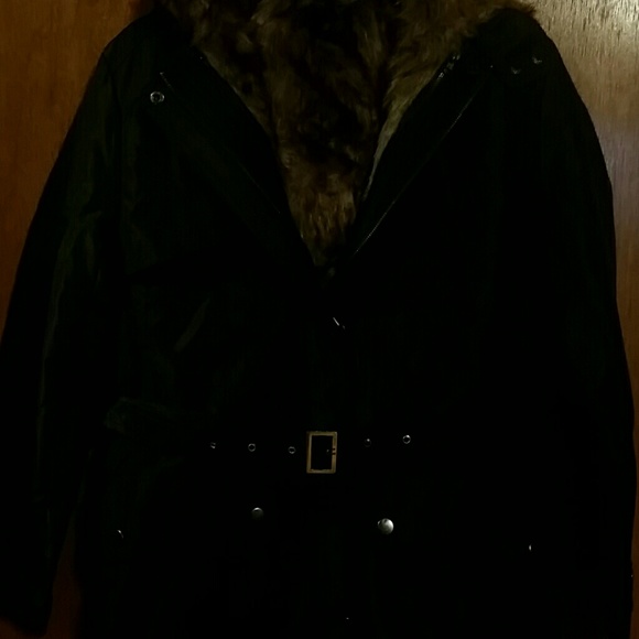 Sold - Picture 3 of 4