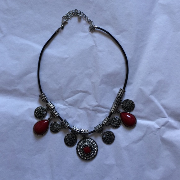 Cute necklace!