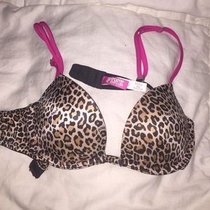 VS PINk push-up bra