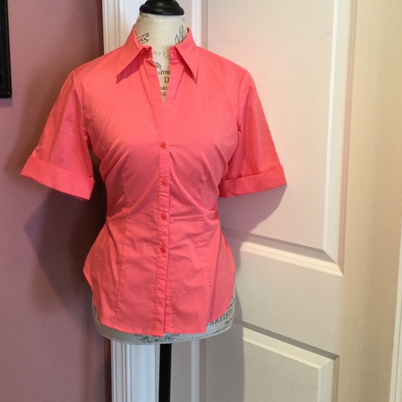 New York & Co Pink Top - Picture 2 of 6