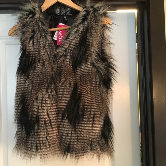 Faux fur vest