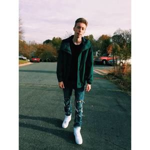 Meet your Posher, Andrew