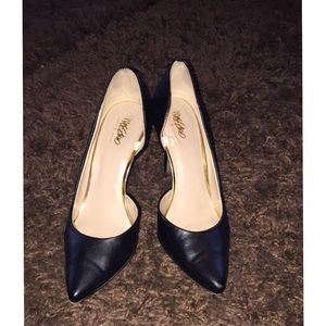 Black Mossimo Pumps