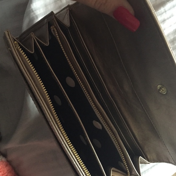 Wallet - Picture 2 of 3