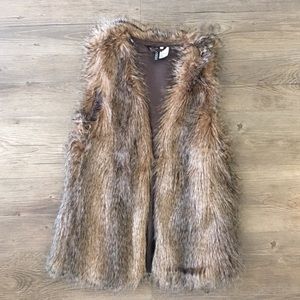 H&M faux fur vest. Worn once!