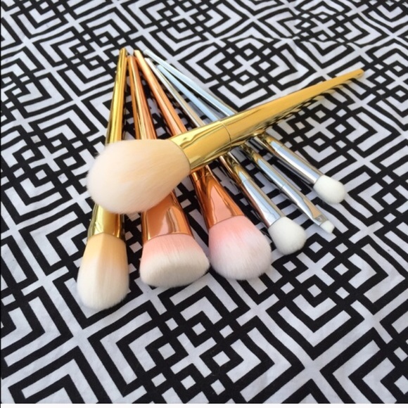 ❤️Shine Metallic Brushes (7pcs)Set❤️
