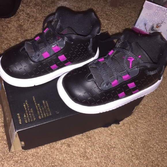 Toddler girl Jordan sneakers size 7