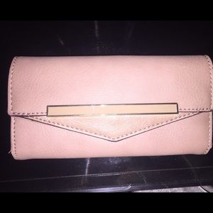BLUSH Aldo wallet.
