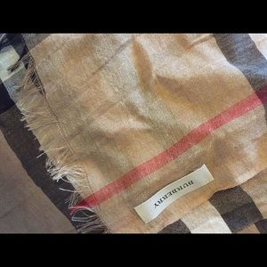 Burberry scarf :) brand new! It's the longer style