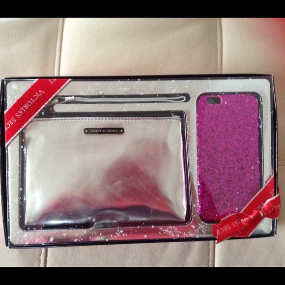 Victoria's Secret Accessories - Wristlet/cover iPhone 6