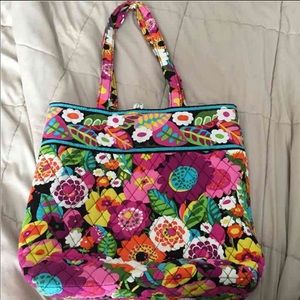 Vera Bradley small tote