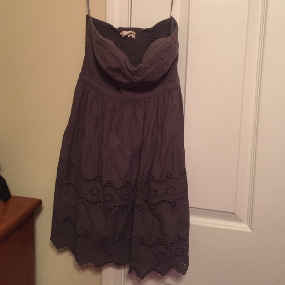 Short grey dress