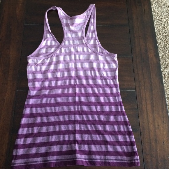 EXPRESS ombré purple tank - Picture 2 of 4