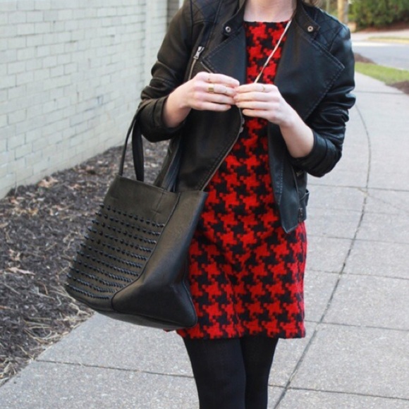 Xhilaration Dresses & Skirts - Houndstooth Sweater Dress