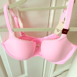 Victoria Secret Demi Bras NWT