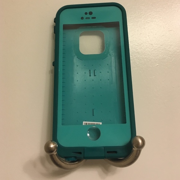 iPhone 5s life proof case