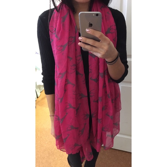 Pink Giraffe Scarf