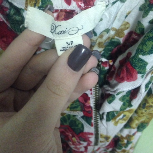 Tanktop - Picture 3 of 4