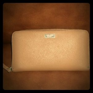 Kate Spade full zip wallet