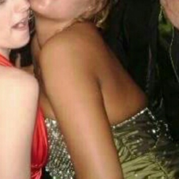 Ball gown/ senior year prom dress w/ matching shoe - Picture 2 of 4