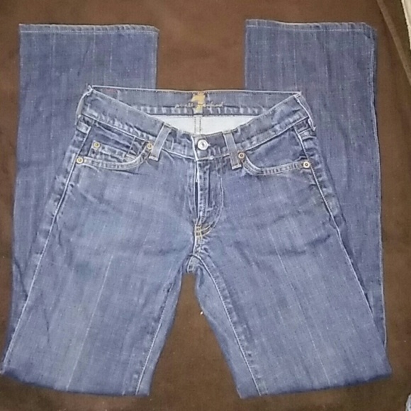 7 for all mankind