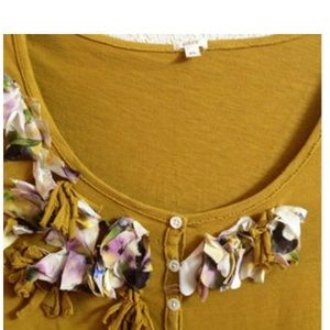 Yellow Moss Petals Top