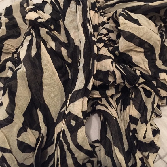 Zebra scarf