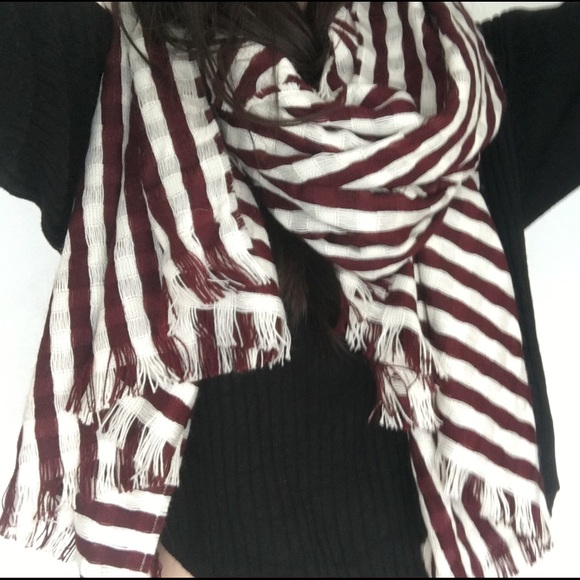 Striped blanket scarf