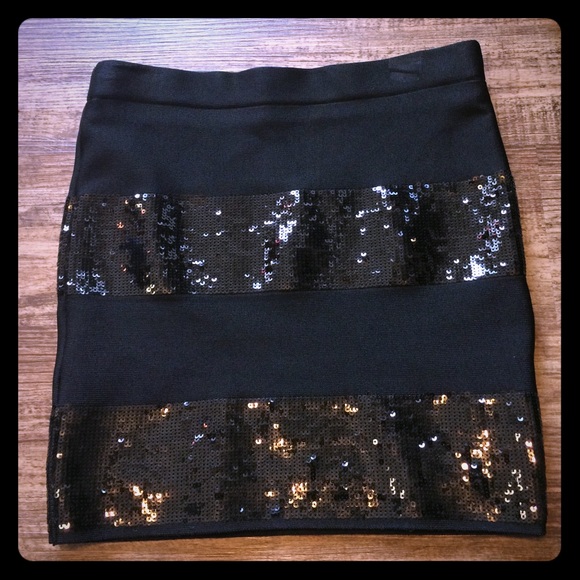 Sequin Bandage Mini Skirt