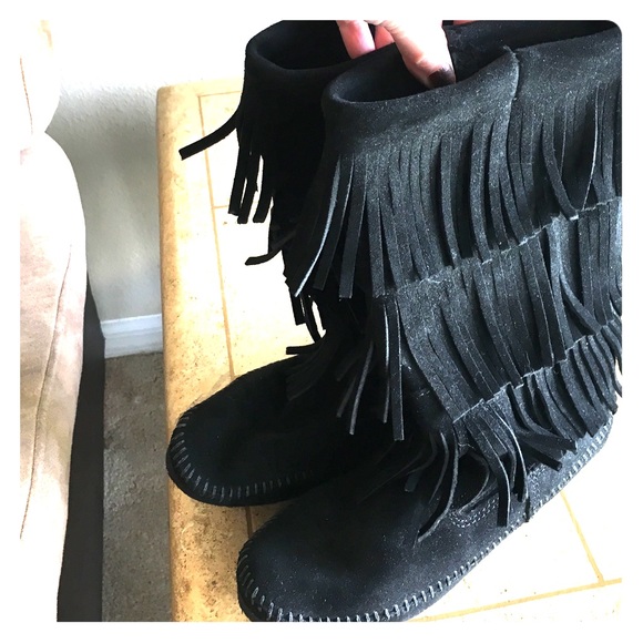 Minnetonka Shoes - Minnetonka black boots