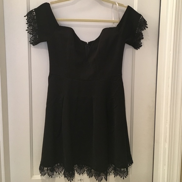 Heaven Sent Dress in Black Size Medium