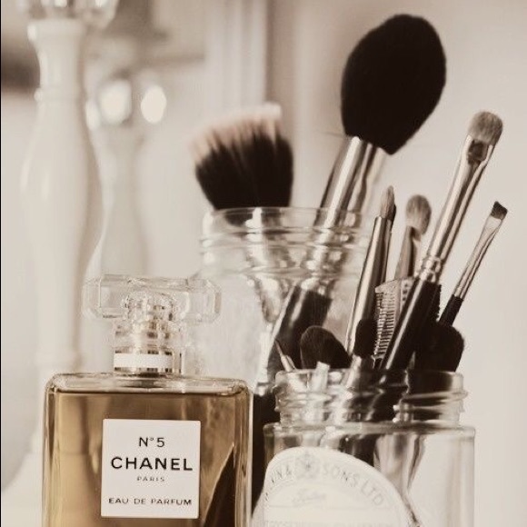 Meet your Posher, Kendra