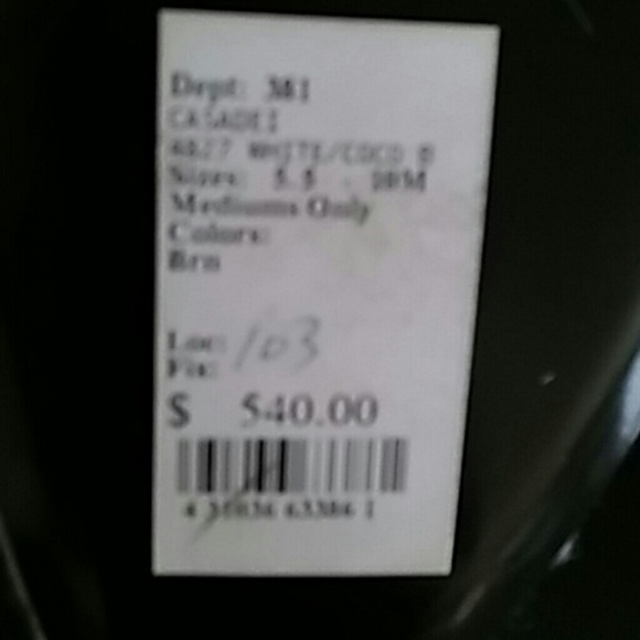 New never worn authentic Casadei heels - Picture 4 of 4