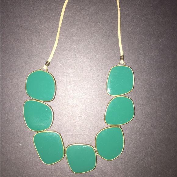 ✨SOLD!!✨Lia Sophia necklace