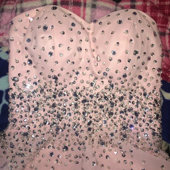 Light Pink Homecoming Dress! - Picture 1 of 4