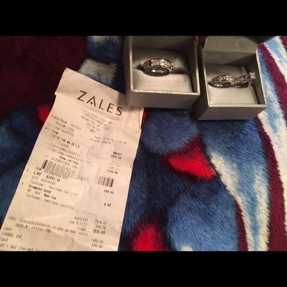 Wedding Rings - Picture 4 of 4