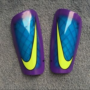 Nike shin guards