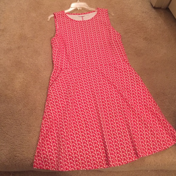 New York and Company pink dress