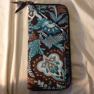 Vera Bradley passport / travel wallet