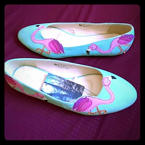 Unique flamingo flats