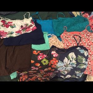 Bundle of 10 tank tops